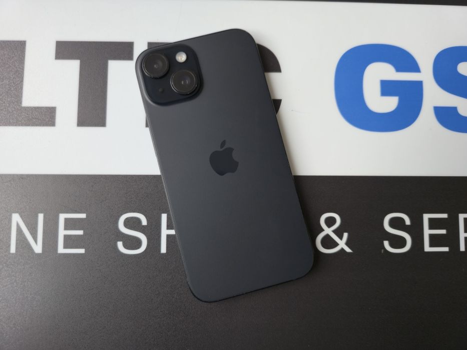 Bardzo Ładny Apple iPhone 15 256GB Nowa bateria