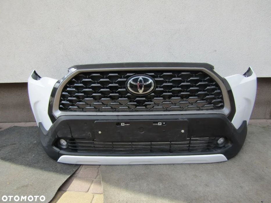 zderzak toyota corolla cross