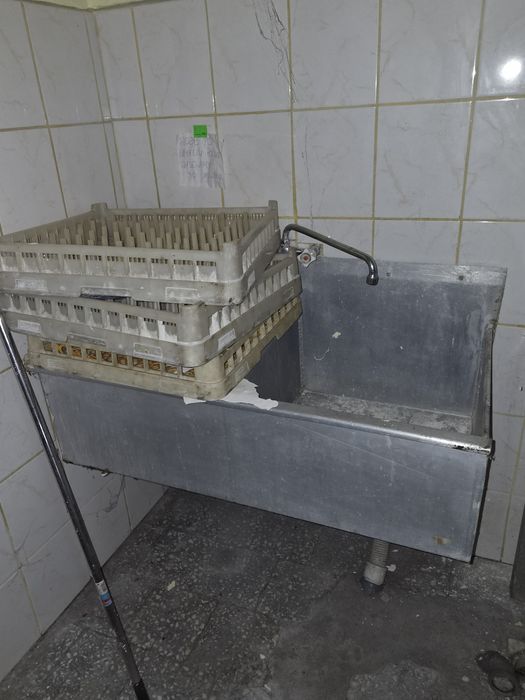 sprzedam aluminiowy stół i zlewozmywak
