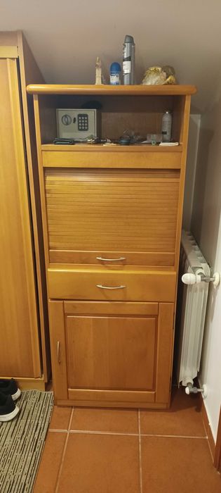 Móvel - Madeira Maçiça