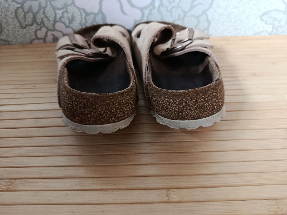 Шлепанцы Birkenstock Германия кожа замша светлые р 38