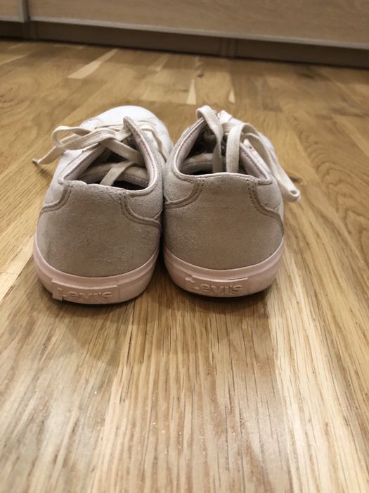 Szmaciane  Buty Levi’s