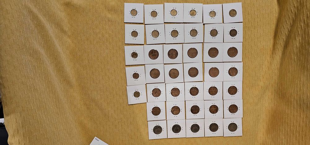 Lote de 46 moedas da República