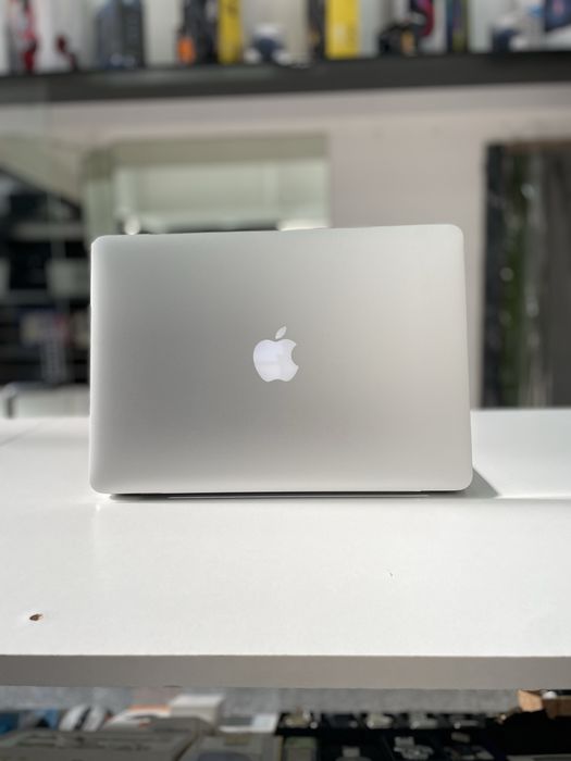 MacBook Pro Retina 13" (Early 2013) – 256GB SSD, 8GB RAM, Caixa e Carregador Original