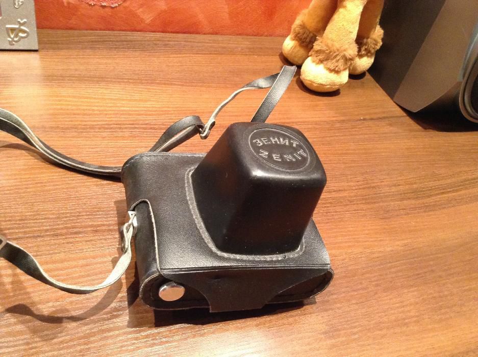 Новый фотоаппарат Зенит - ZENIT ET с кожаным чехлом. НЕ ИСПОЛЬЗОВАЛСЯ