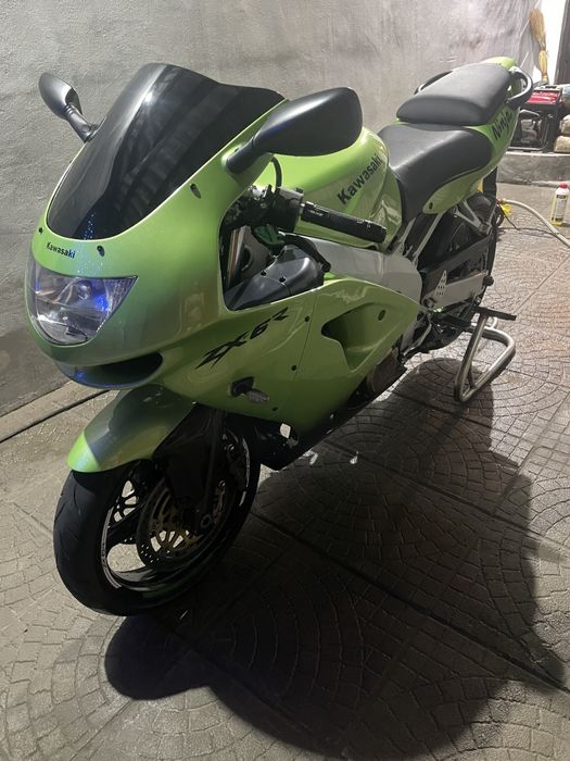 Продам  Кавасаки  Zx 6R