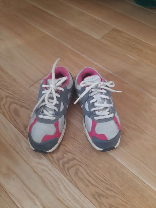 Szare różowe buty adidasy sneakersy Nike 31 rozmiar