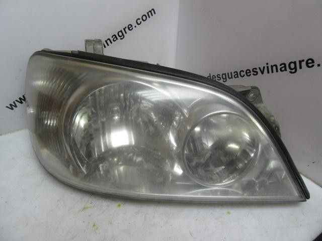 FAROL DIREITO KIA CARNIVAL 2.9 CDI 5P