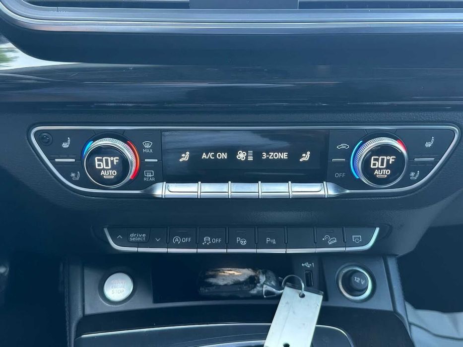 Audi Q5 quattro Prestige      2019