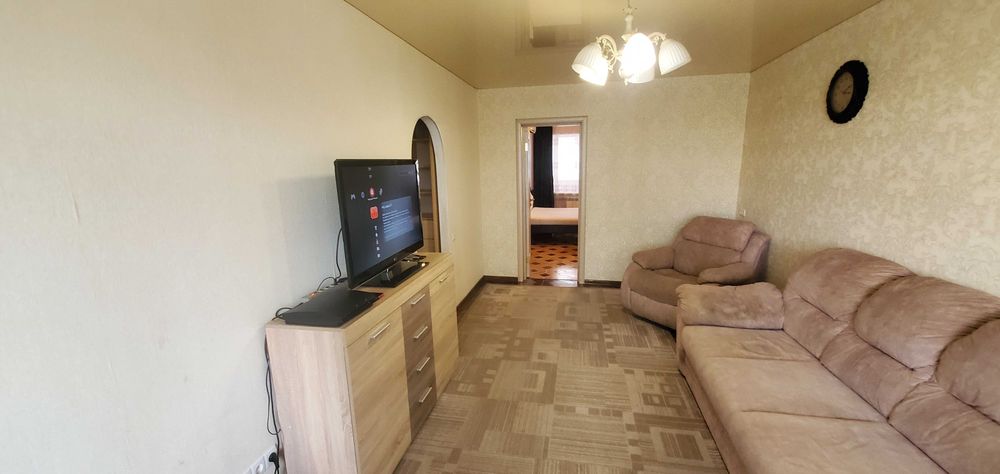 сдам 3комн квартиру на Ромаксе