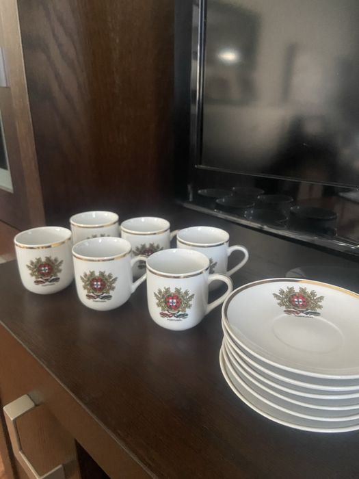 Conjunto de chavenas de cafe514927540202393600