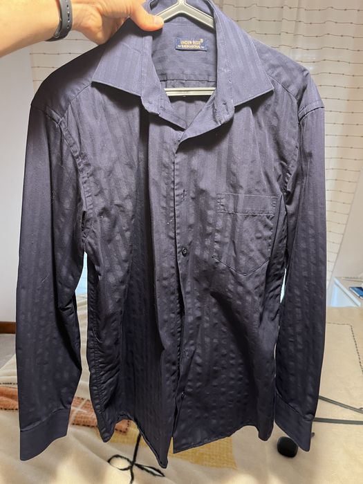 Camisa under blue azul escuro e massimo duti