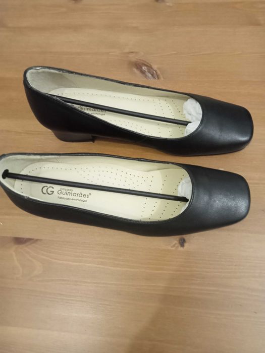 Sapatos senhora novos