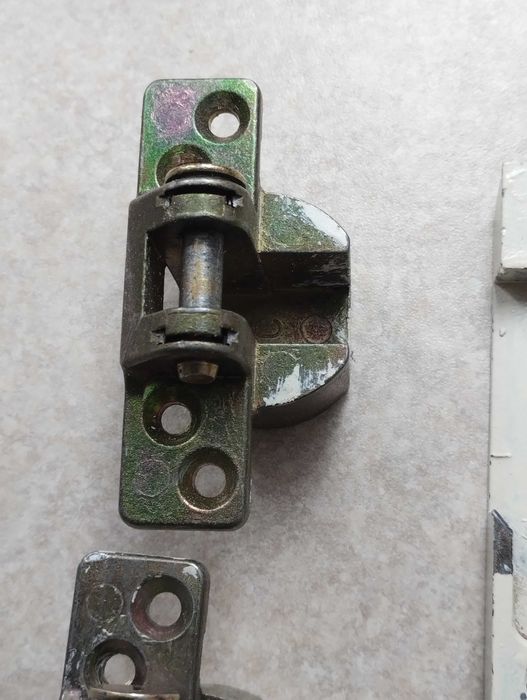 Okucia do starych okien drewnianych