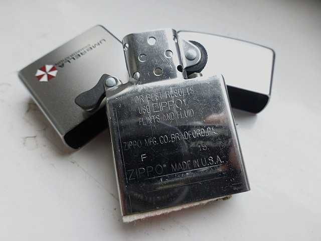 Zapalniczka Zippo Umbrella Corporation Resident Evil Custom Zombie