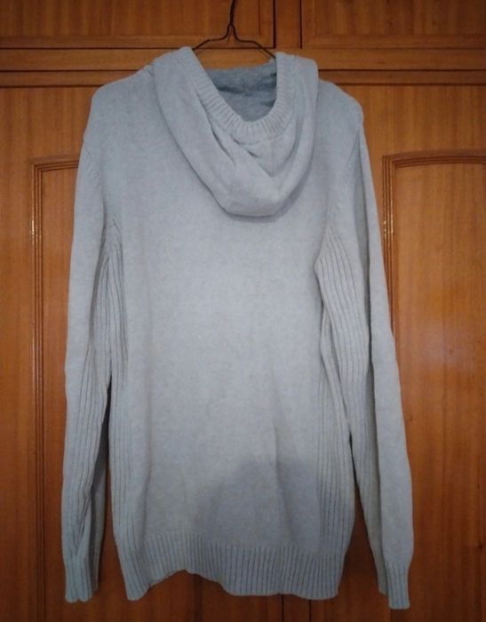 Camisola com capuz
