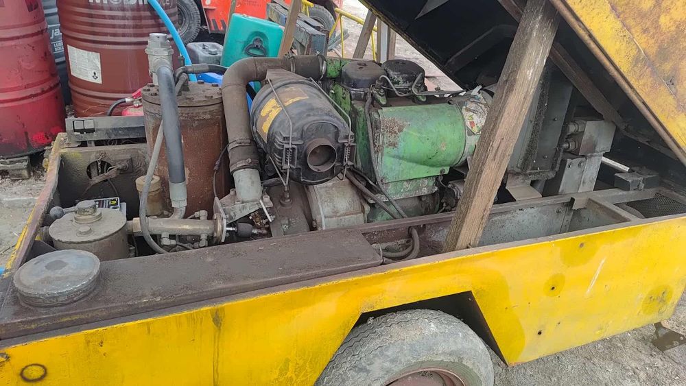 Sprężarka śrubowa 2,6m3