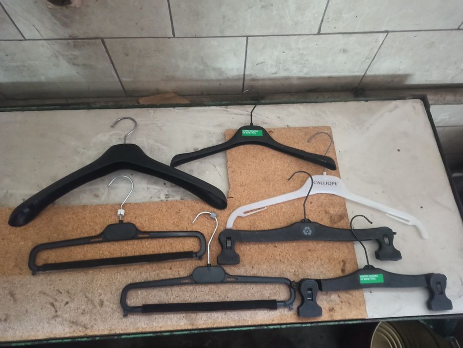 Продам тремпеля, плечики