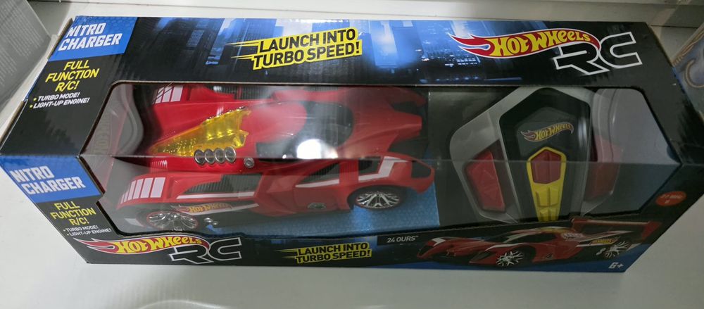 Hot Wheels Remote Control Nitro Charger радіокерована машинка дріфт