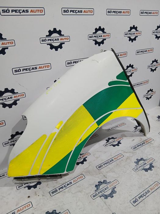 GUARDA LAMAS ESQUERDO BRANCA FIAT DOBLO II VERSAO 263 2010-2018 ANO: 2