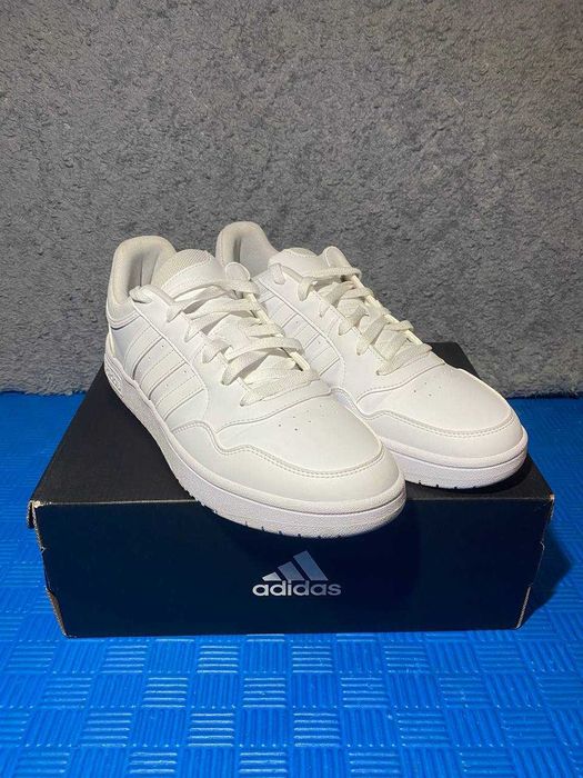 Оригінальні кросівки ADIDAS Hoops 3.0 44 розмір (28 см)