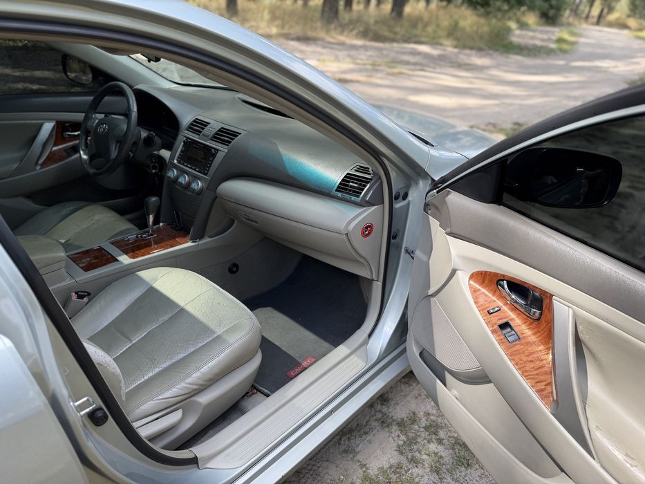 Продам Toyota Camry,  Не фарбована!!!