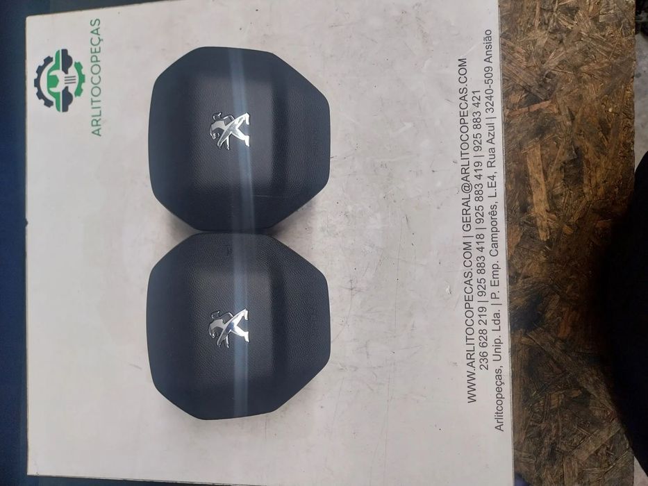 Airbag volante Peugeot Partner Ref: 98185172 ZD