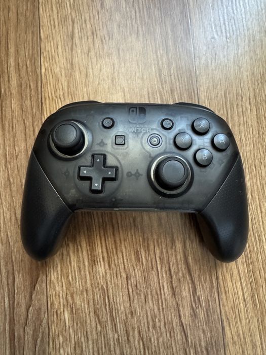 Геймпад Nintendo Switch PRO CONTROLLER BLACK HAC 013