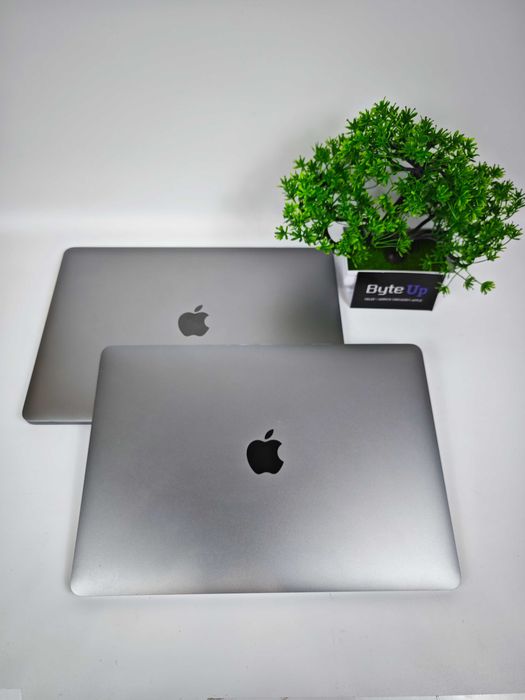 Apple MacBook A1989 13,3"  i5 | 16GB | 512GB | GWARANCJA