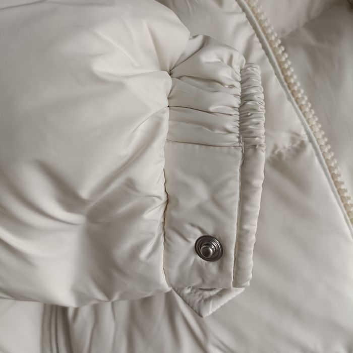 Moncler куртка S