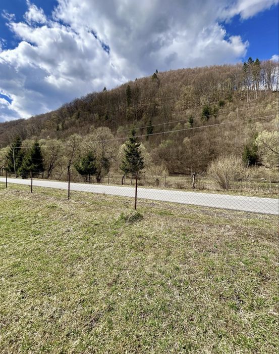 Земельна ділянка в селі Колочава (Меришор )