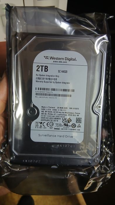 Жорсткий диск Western Digital Purple 2TB 64MB 5400rpm WD23PURZ 3.5 SAT