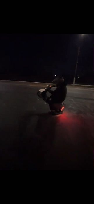 Заводиться з кнопки на ходу