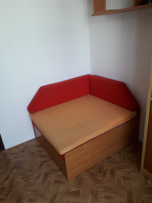 Narożnik, łóżko pojedyncze