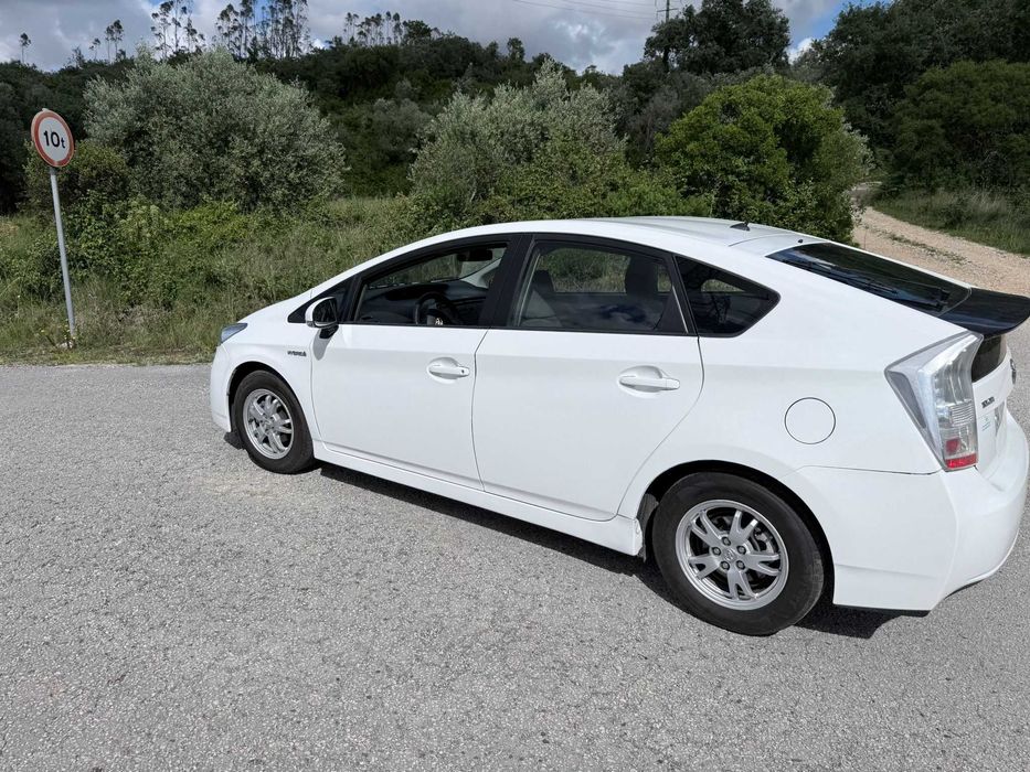 Toyota Prius Gen 3 1.8 Híbrido Automático