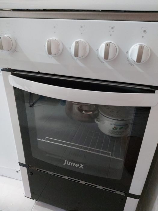Fogão Junex FS 651W-B de 4 Bicos com Forno a Gás