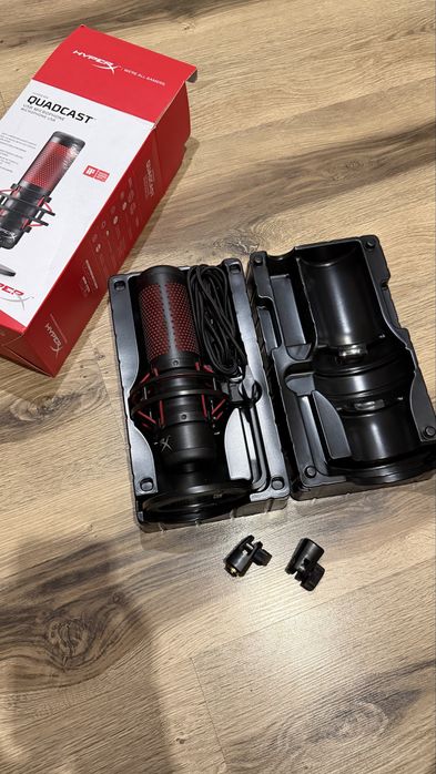 Микрофон HyperX QuadCast S