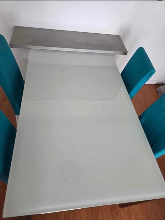Mesa de Refeição + 4 cadeiras
