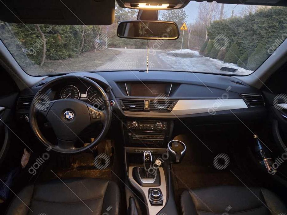 Samochód osobowy BMW X1
