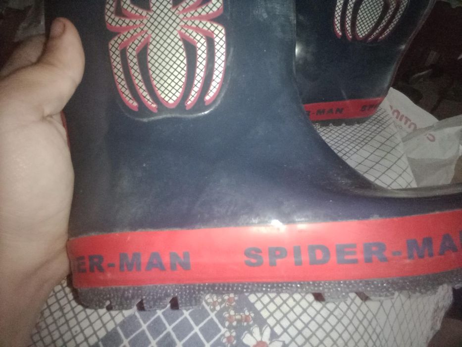 Galochas homem aranha só estás