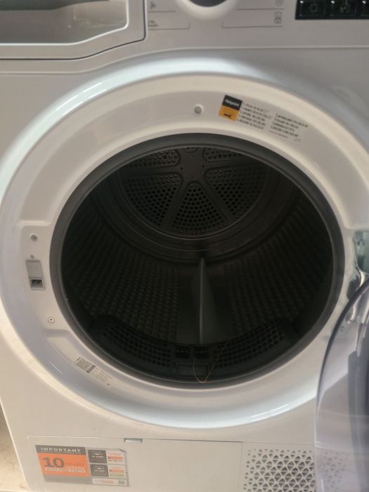 Máquina secar roupa