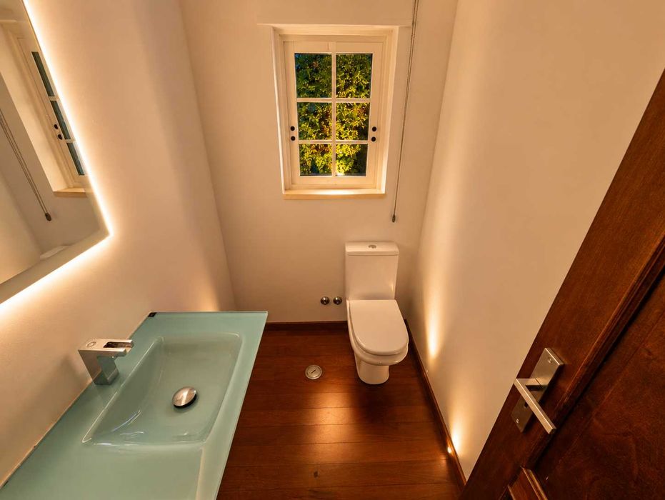 Moradia Isolada T4 com Piscina e Jardim em Alto dos Gaios, Estoril, Cascais