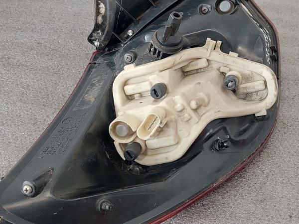 Farolim direito OPEL Astra J