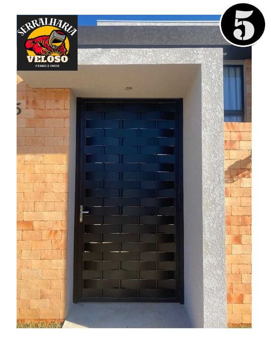 Portas em FERRO ou INOX