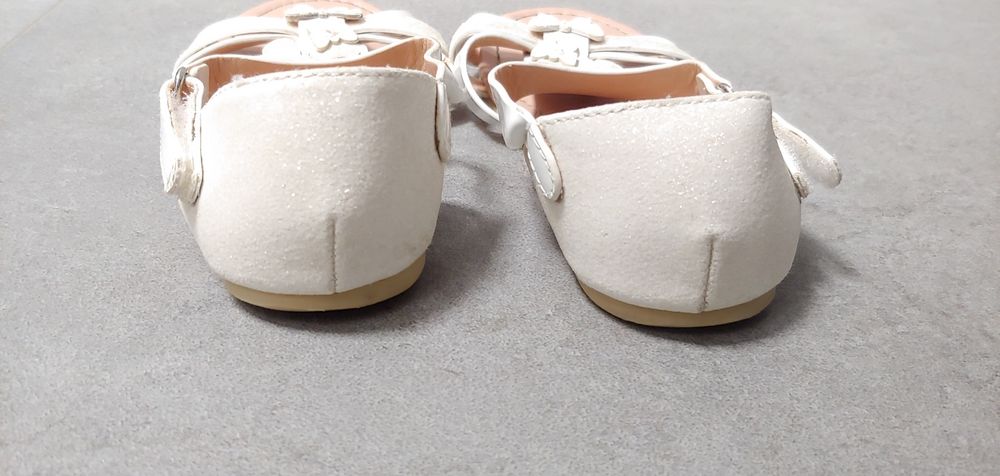 Sandały H&M rozm. 28