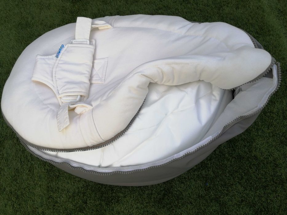 Doomoo espreguiçadeira /puff NOVO