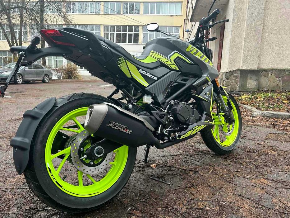 Мотоцикл GEON VERTEX 300