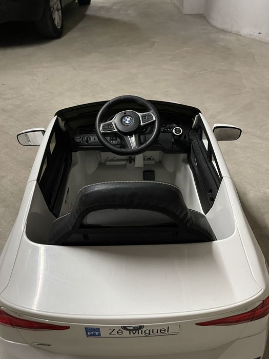 Carro BMW crianca - com motor a bateria