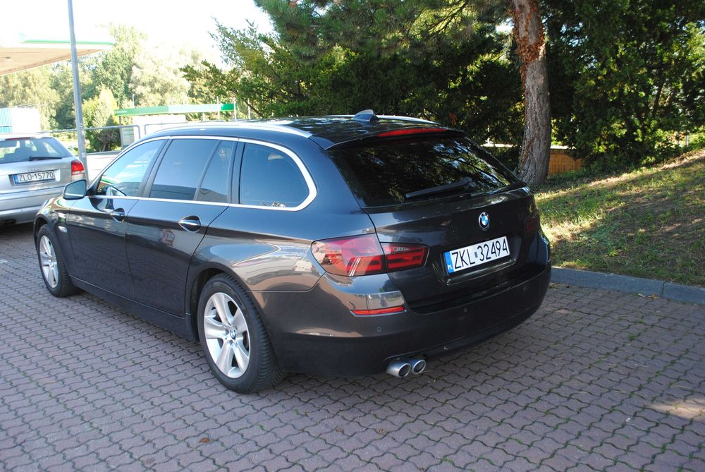 Sprzedam bardzo zadbane BMW 5  2L diesel skóry