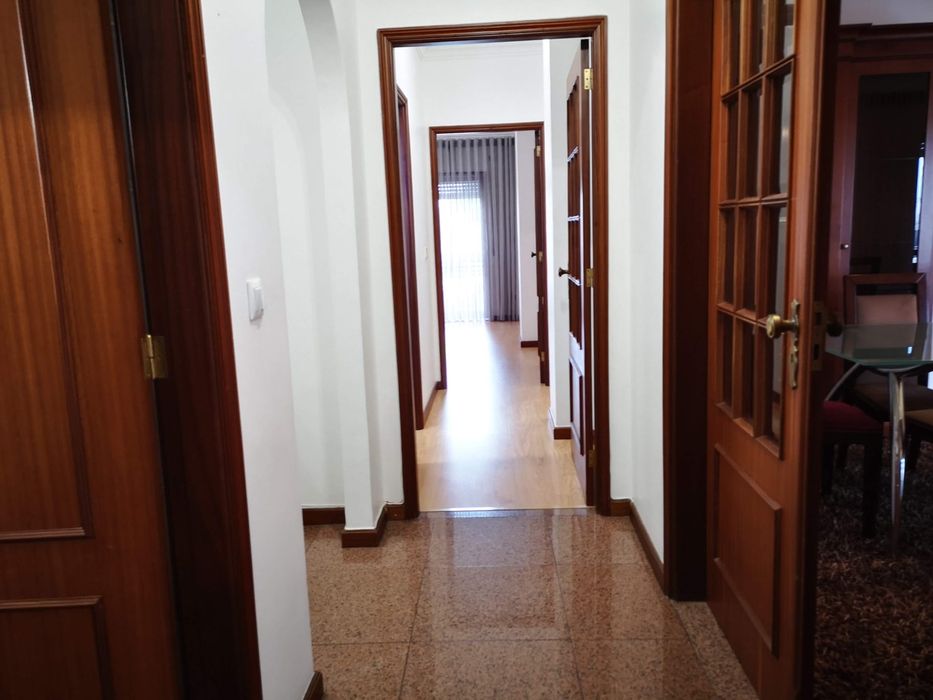 T3 Areosa-Rio Tinto Condominio Fechado